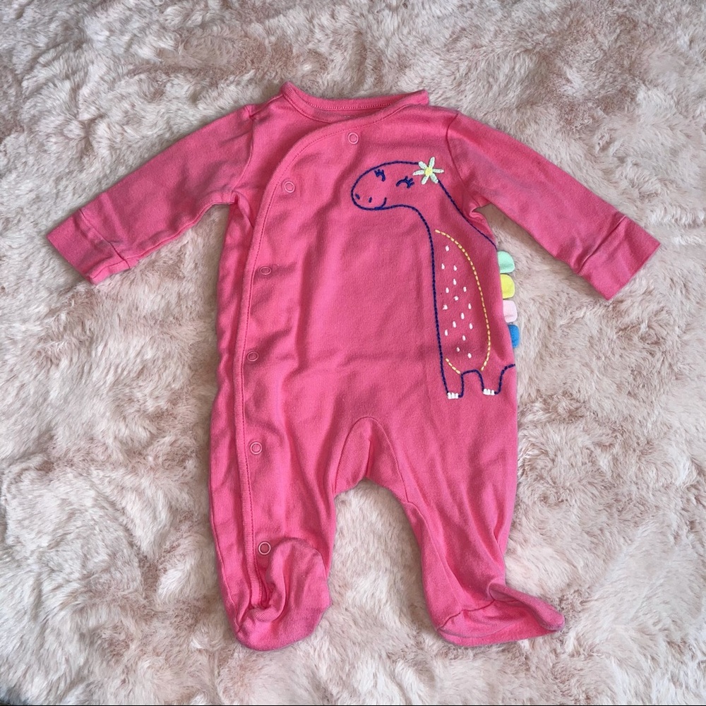 Carter’s baby girl or boy 0-3 months clothing - Picture 4 of 4
